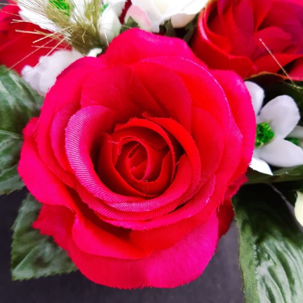 Bloemstukje met zijde bloemen - Afbeelding 3