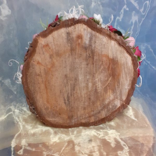 Paasstukje tussen hout