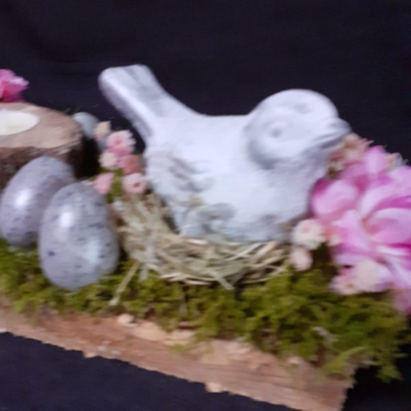 Vogel in paaslandschap - Afbeelding 2